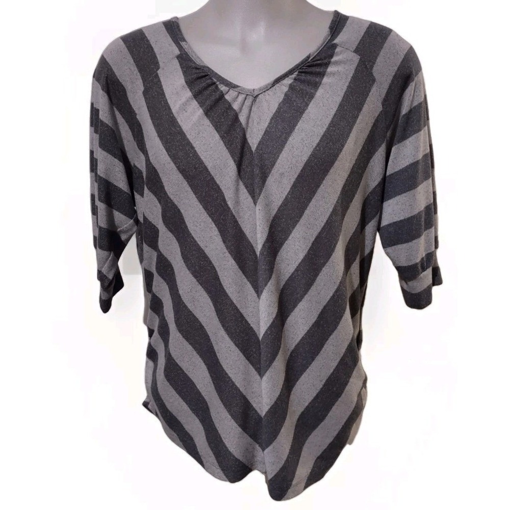 Zena Woman Sweater Women's Adult Size 2X Gray‎ Charcoal V Neck 3/4 Sleeves  Soft